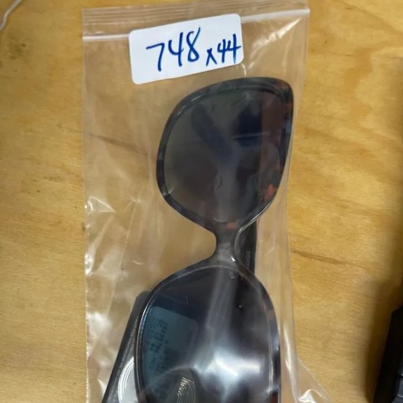 SG00748 Fashion Maxblock Sunglasses For Women, Big Square Wrap, 100% UVA Protect - Picture 7 of 7